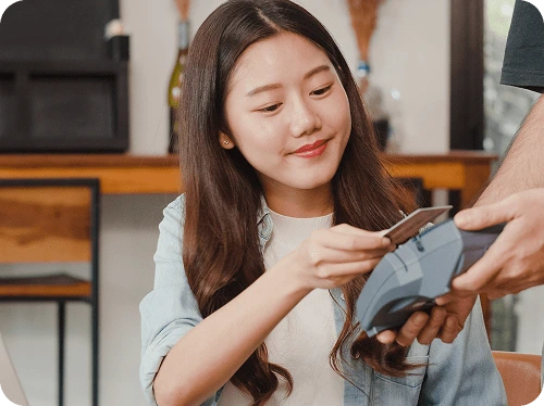 Girl-Swiping-Card